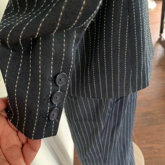 della spiga 6 blue and cream pinstripe pantsuit - Picture 7 of 8